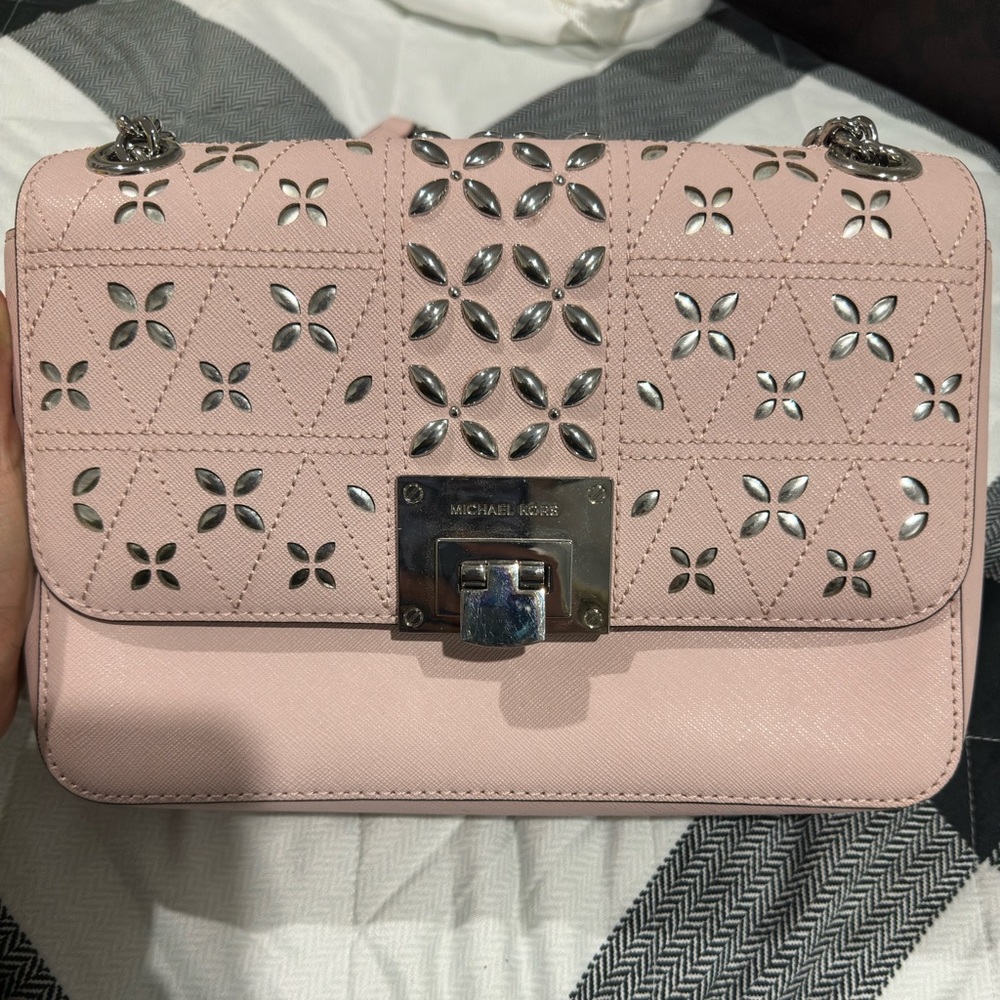 Michael Kors TINA Med Shoulder Flap Purse Blossom 🌸
